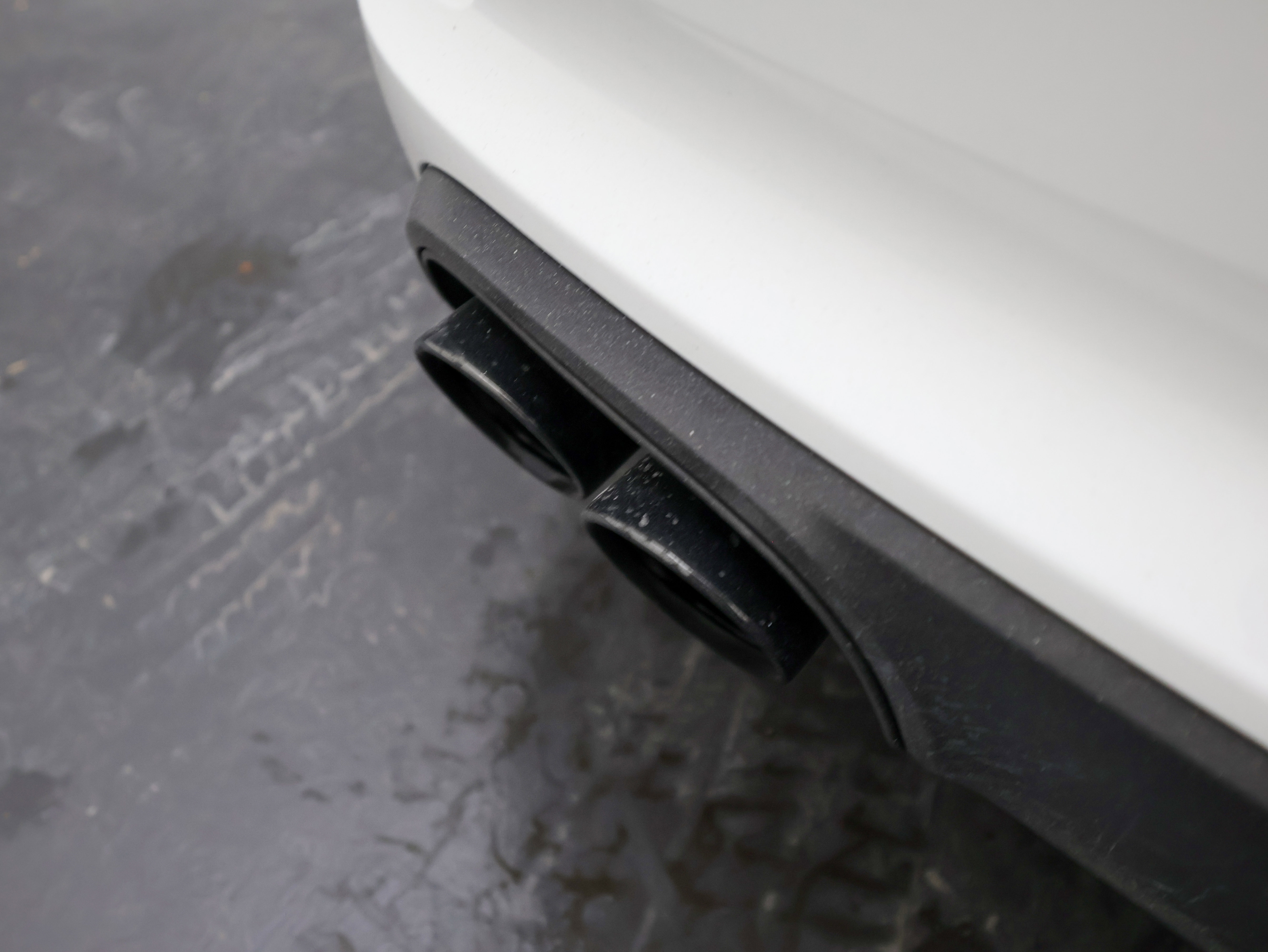 Used 2017 Porsche 911 Carrera S image 40