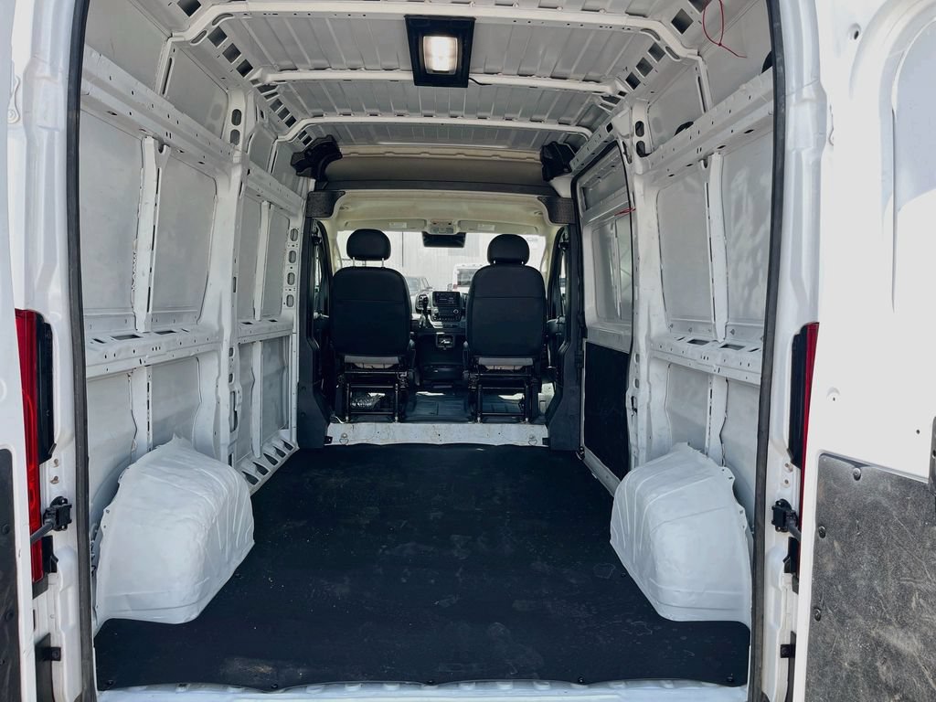 Used 2025 RAM ProMaster 2500 w/ Convenience Group FWD image 22