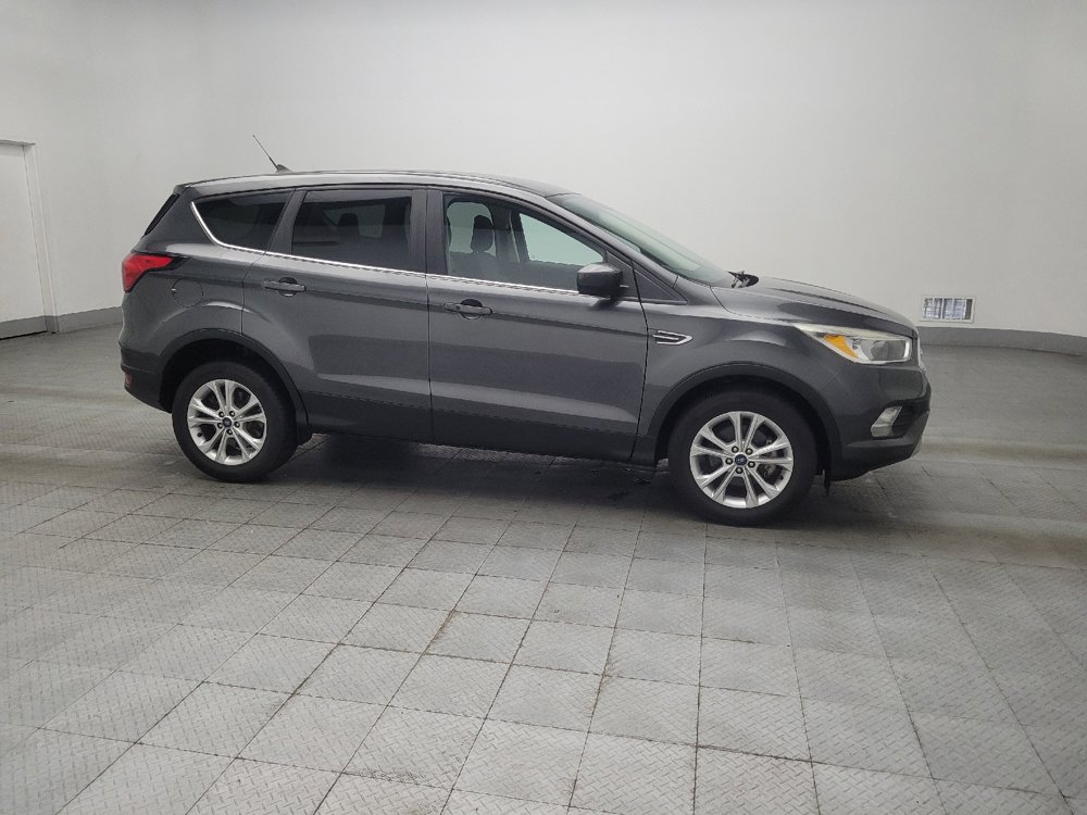 Used 2019 Ford Escape SE FWD image 11