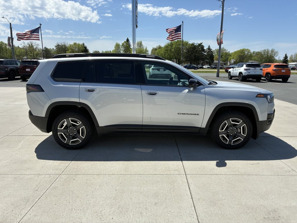 New 2026 Jeep Cherokee Laredo AWD/4WD image 9