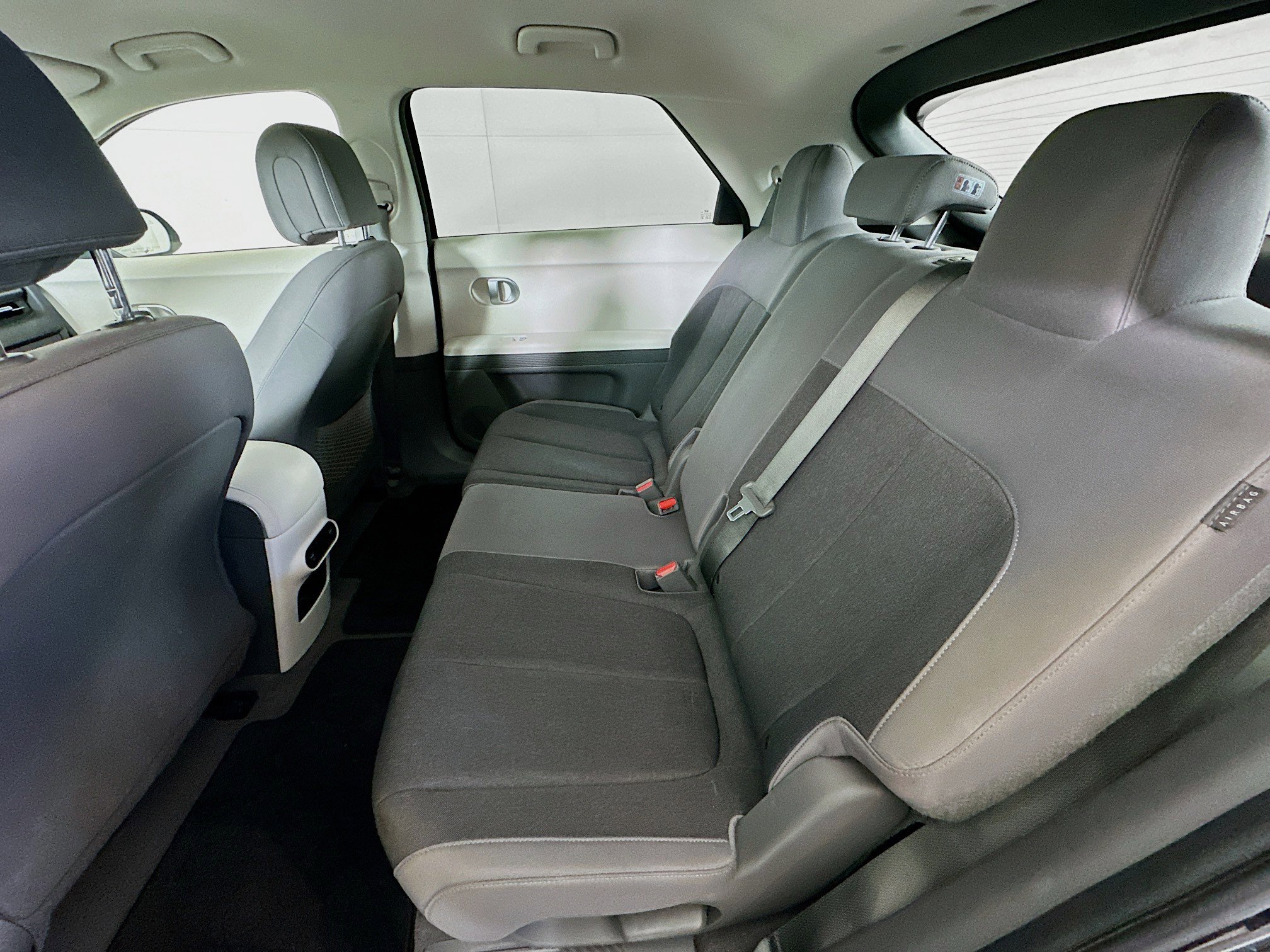 Used 2024 Hyundai Ioniq 5 SE RWD image 27