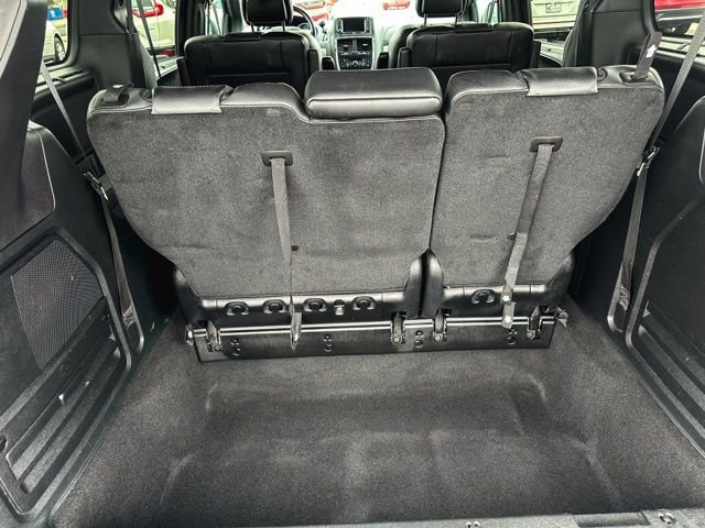 Used 2014 Dodge Grand Caravan R/T w/ Driver Convenience Group image 22