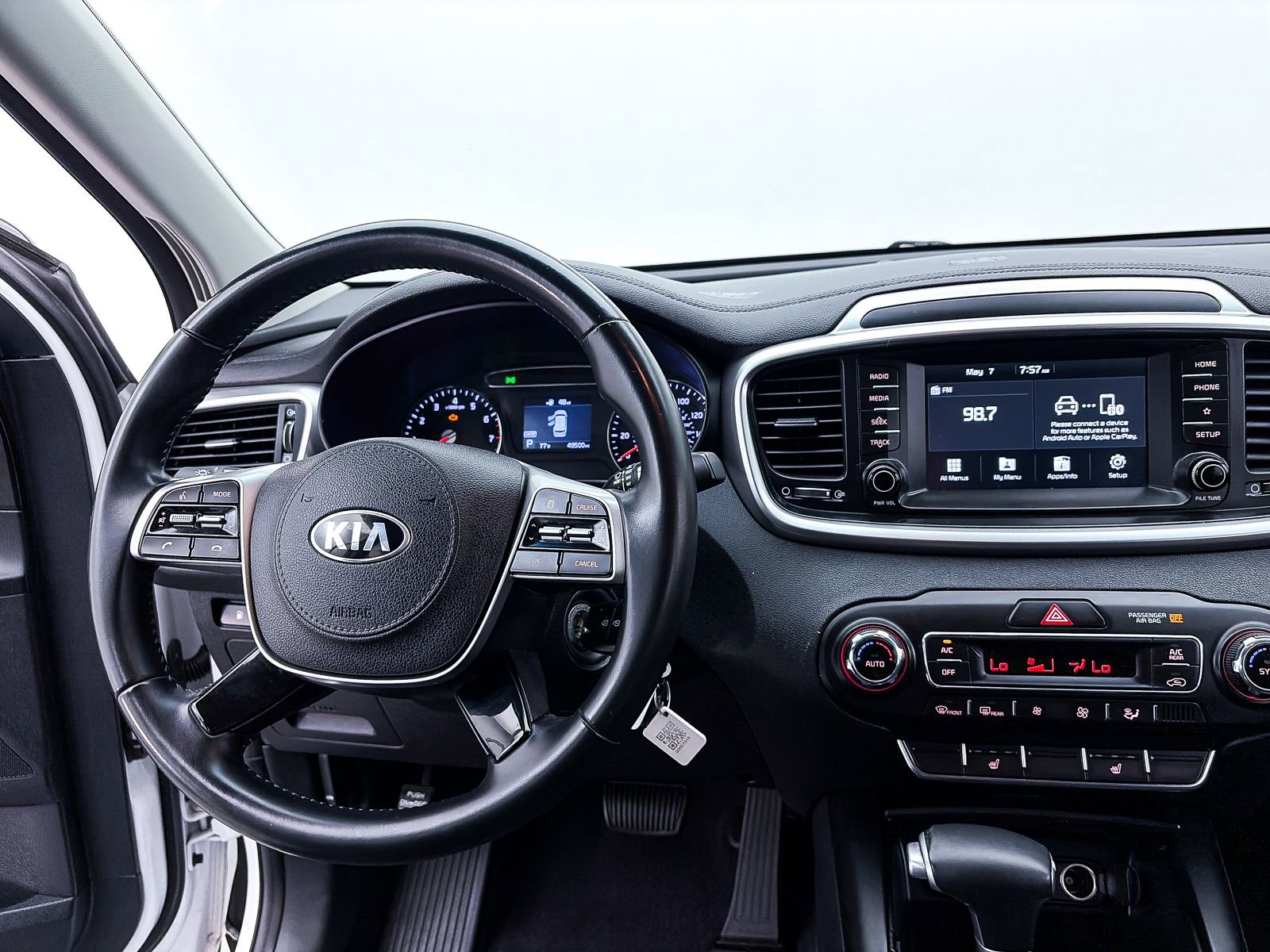 Used 2019 Kia Sorento S FWD image 3