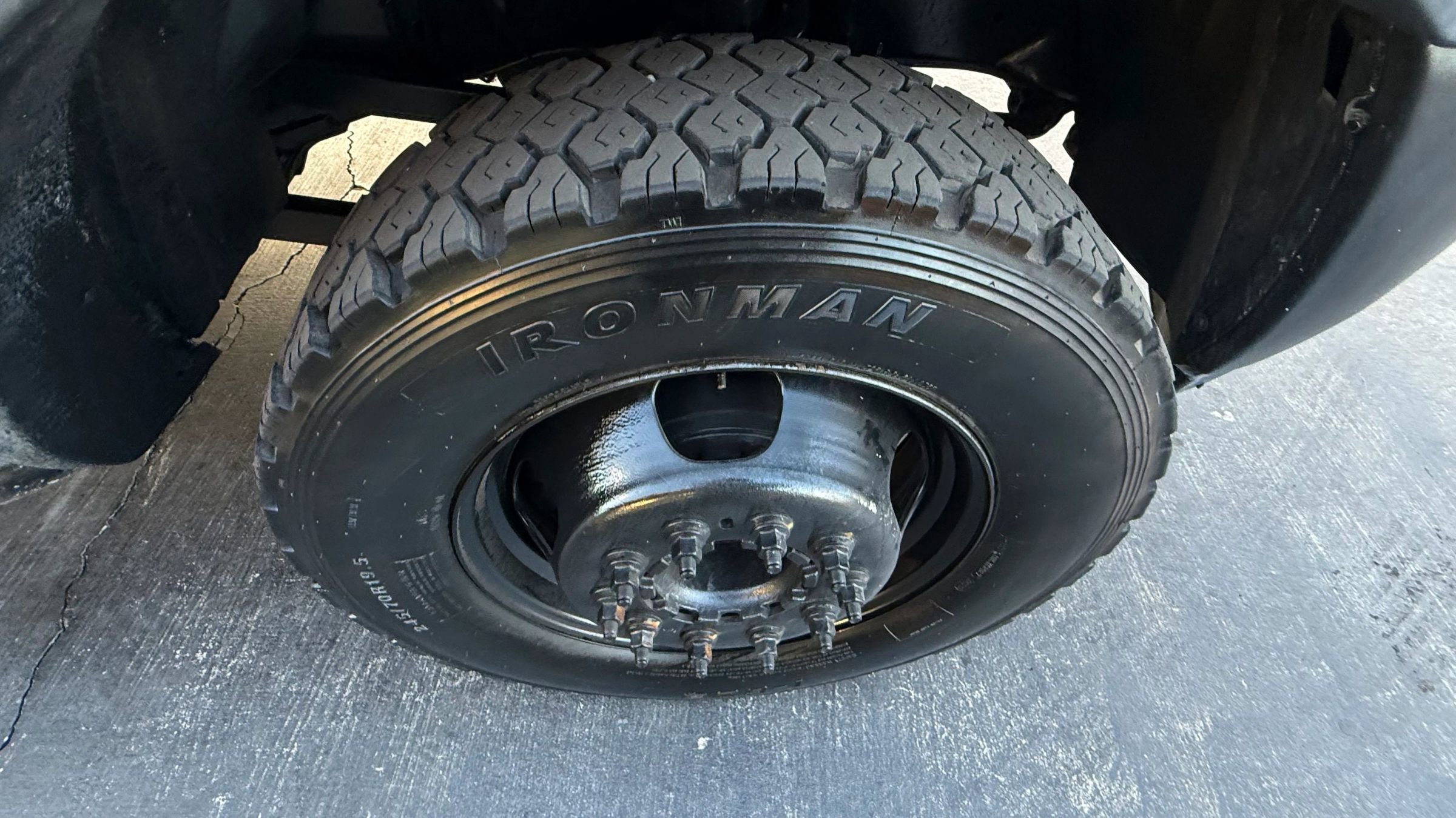 Used 2015 RAM 4500 Tradesman w/ Chrome Appearance Group image 29