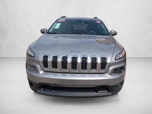 Used 2018 Jeep Cherokee Latitude video 2