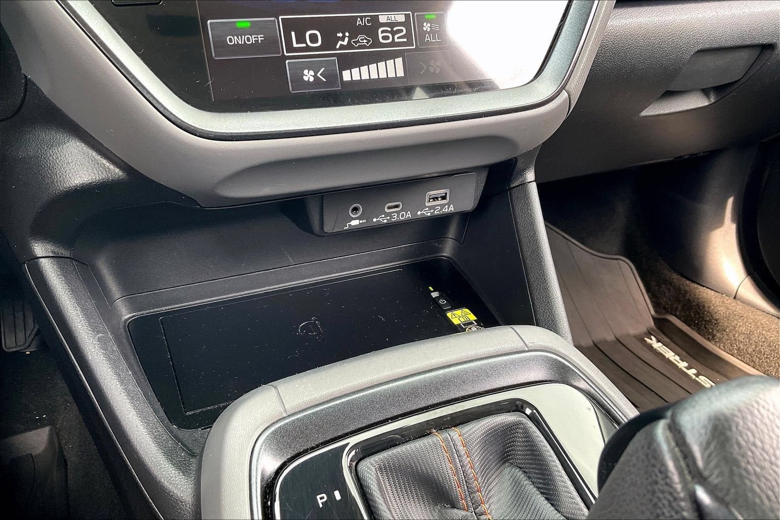 Certified 2024 Subaru Crosstrek 2.5i Limited w/ Crosstrek Mirror Package AWD/4WD image 24