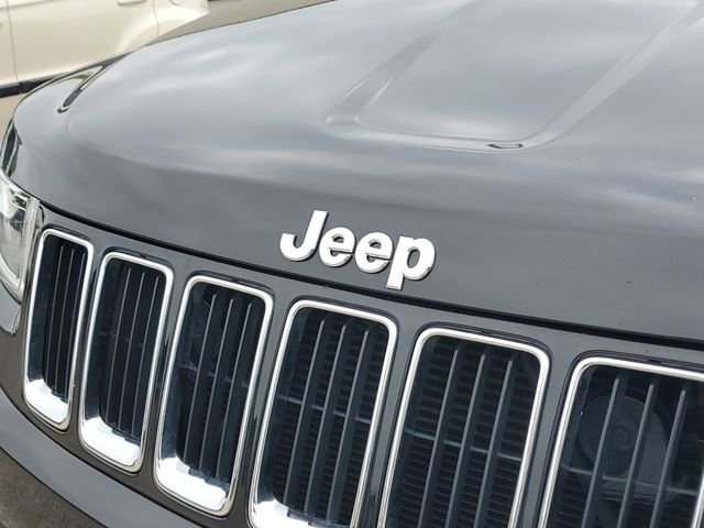 Used 2014 Jeep Grand Cherokee Limited w/ Trailer Tow Group IV RWD image 5