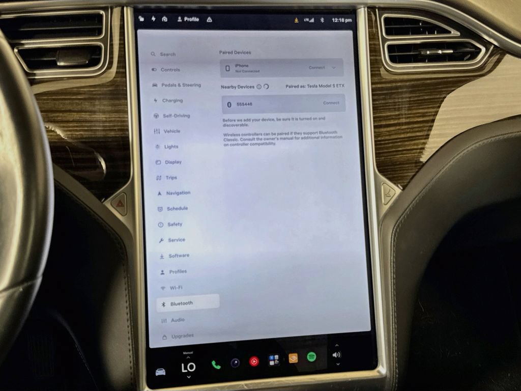 Used 2015 Tesla Model S 70D AWD/4WD image 37