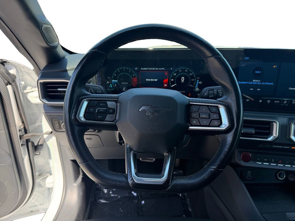 Used 2025 Ford Mustang Premium image 12