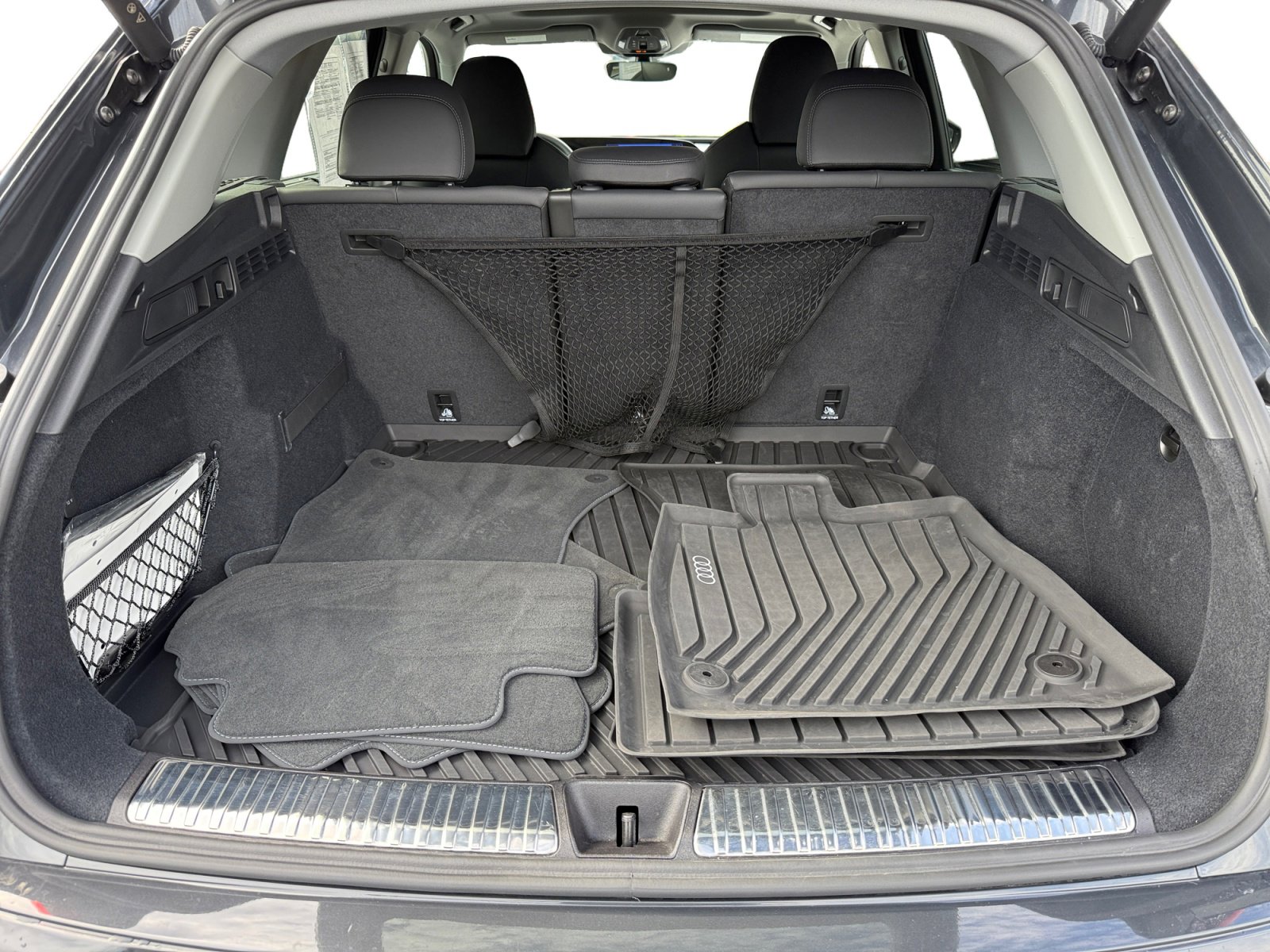 Certified 2025 Audi Q5 Premium Plus image 33