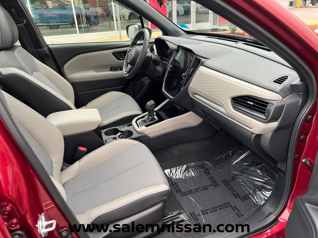Used 2025 Subaru Forester Premium AWD/4WD image 25