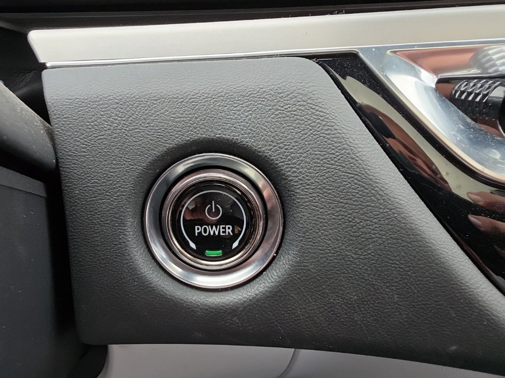 Used 2023 Cadillac Lyriq 2WD image 22