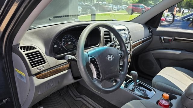 Used 2010 Hyundai Santa Fe GLS AWD/4WD image 16