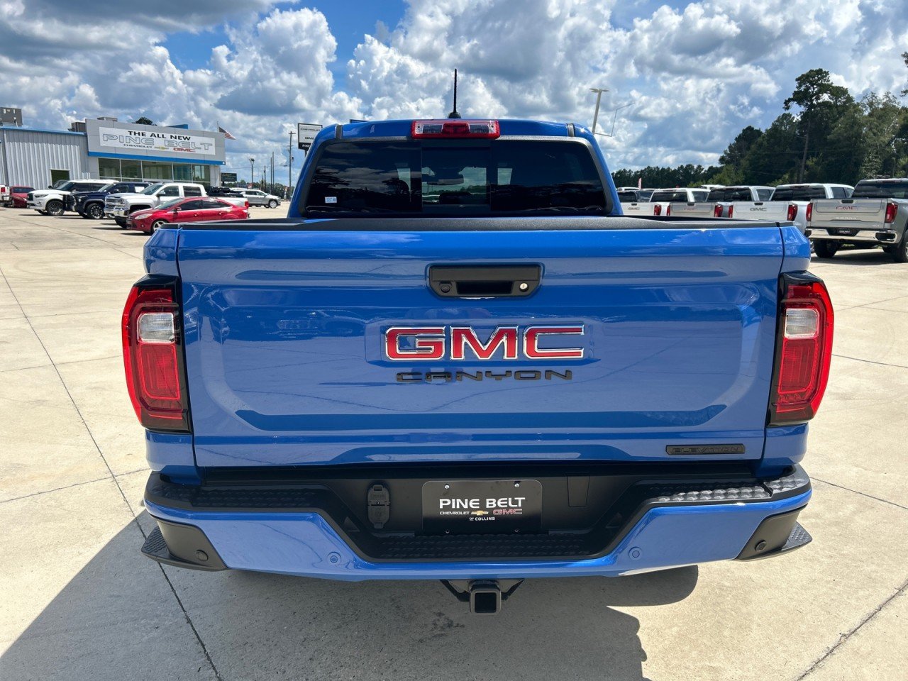 New 2026 GMC Canyon Elevation w/ Convenience Package RWD image 6