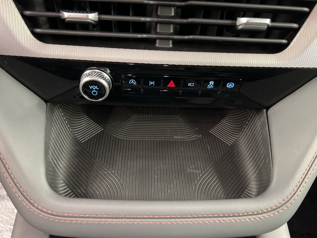 New 2026 Ford Explorer Active image 14