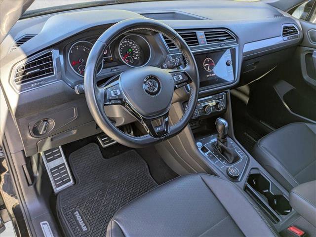 Used 2020 Volkswagen Tiguan SE R-Line image 10