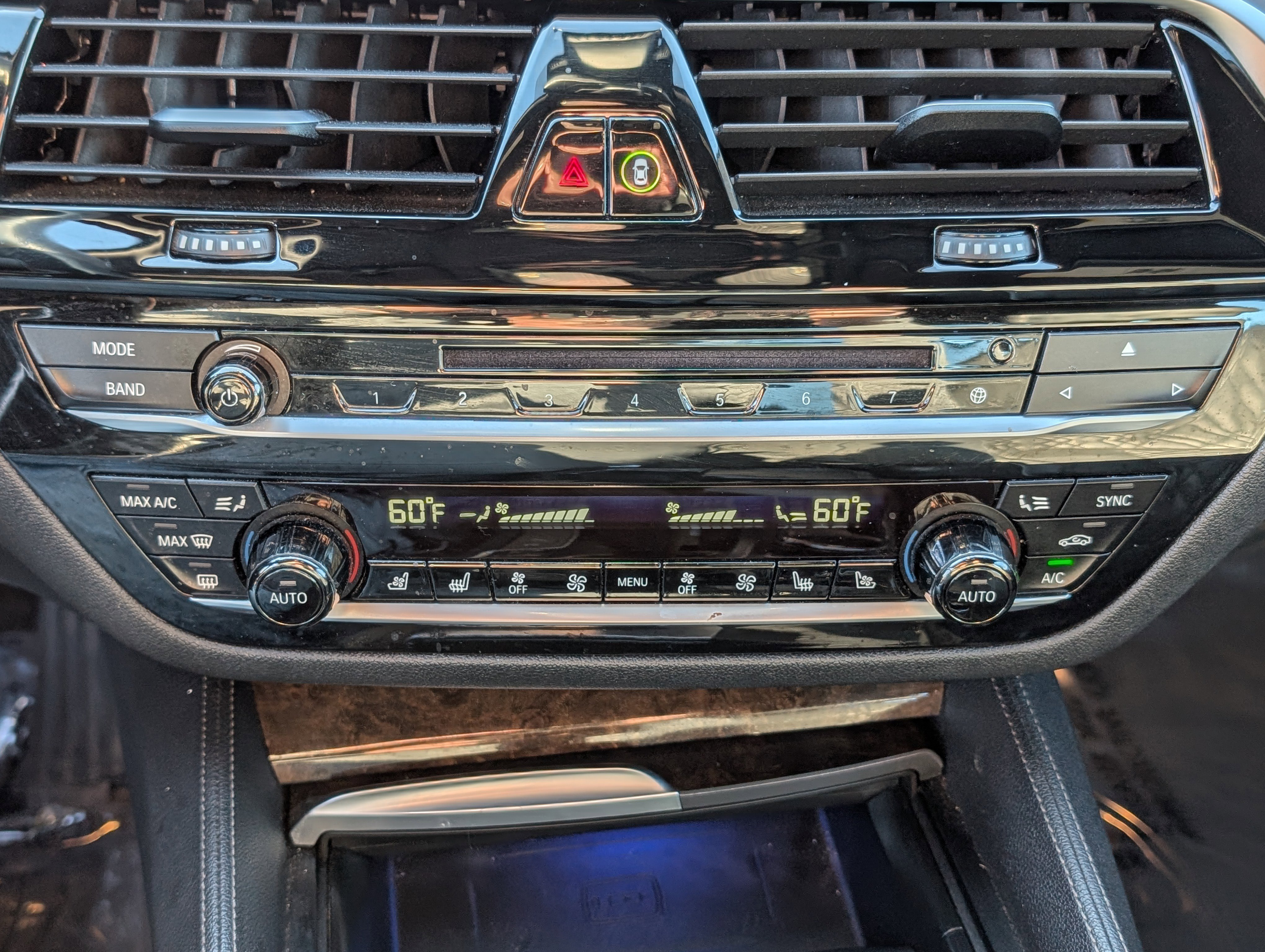 Used 2018 BMW 540i xDrive image 30