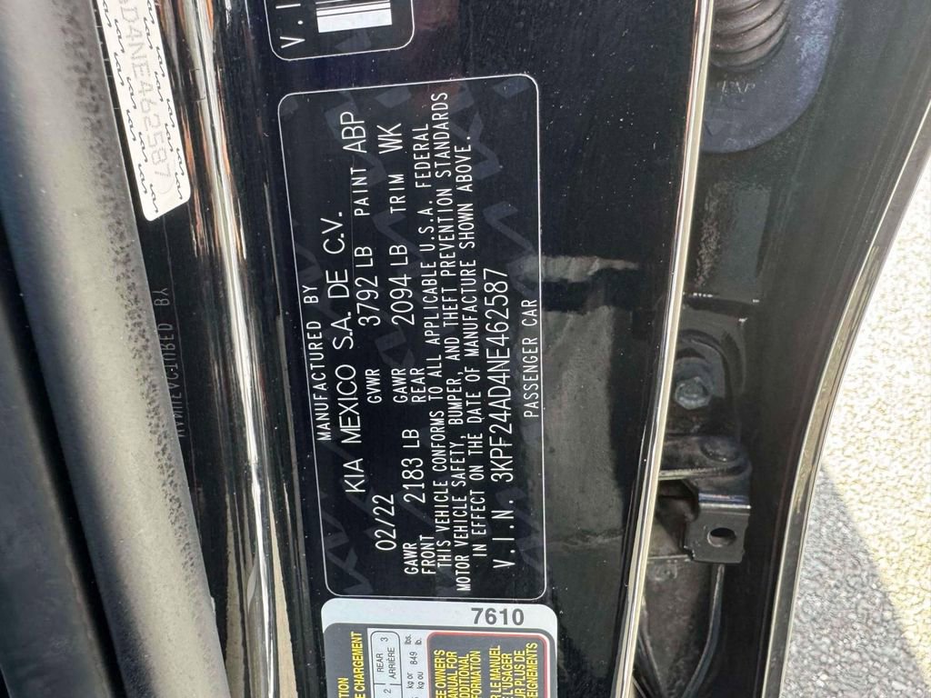 Used 2022 Kia Forte LXS image 17