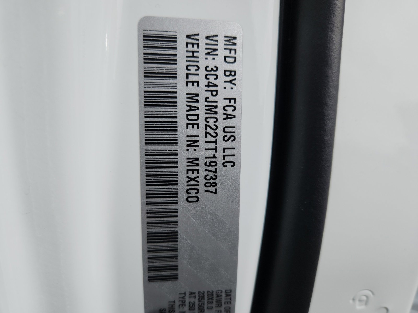 New 2026 Jeep Cherokee Limited image 25