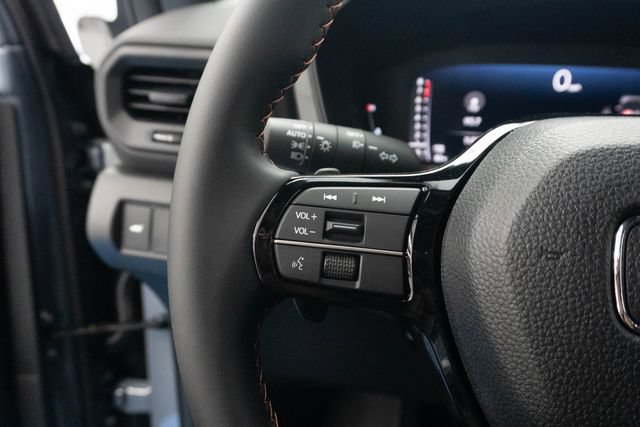 New 2026 Honda Pilot Sport image 17