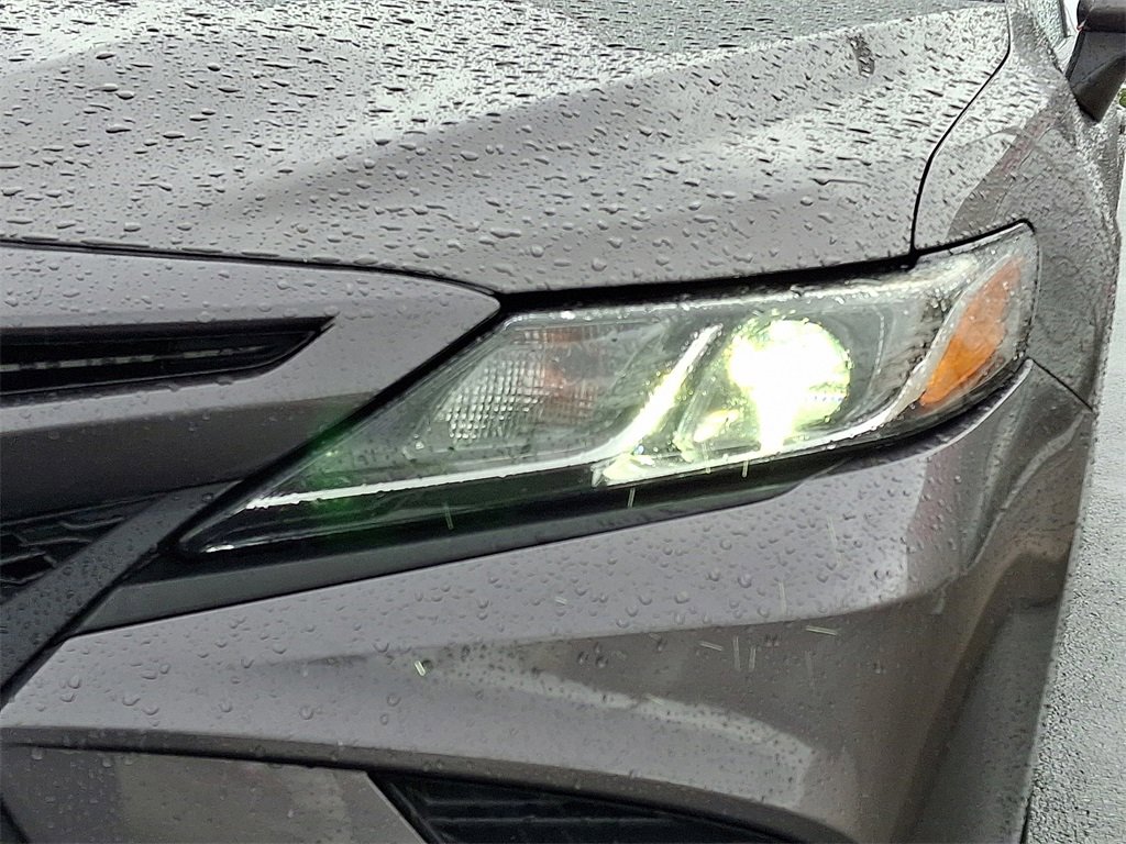 Used 2019 Toyota Camry SE image 29