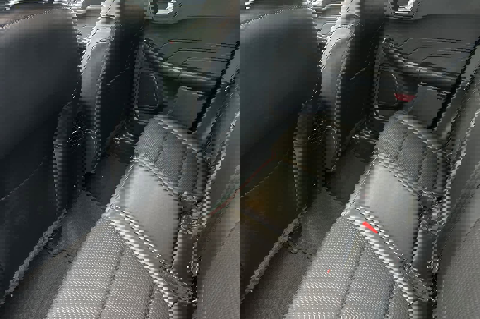 Certified 2025 Ford Escape ST-Line w/ Tech Pack #1 image 4