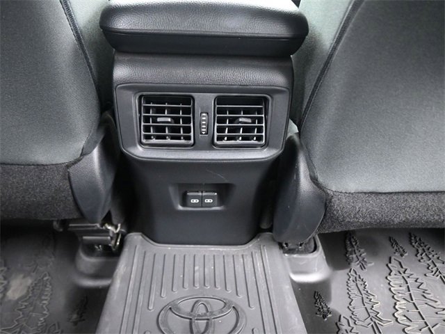 Used 2023 Toyota RAV4 AWD Hybrid image 15