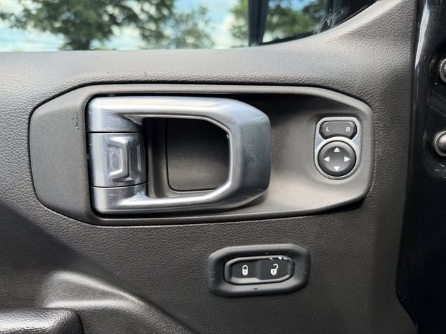 Used 2022 Jeep Wrangler Sport AWD/4WD image 12