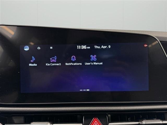 Used 2023 Kia Niro EX FWD image 28