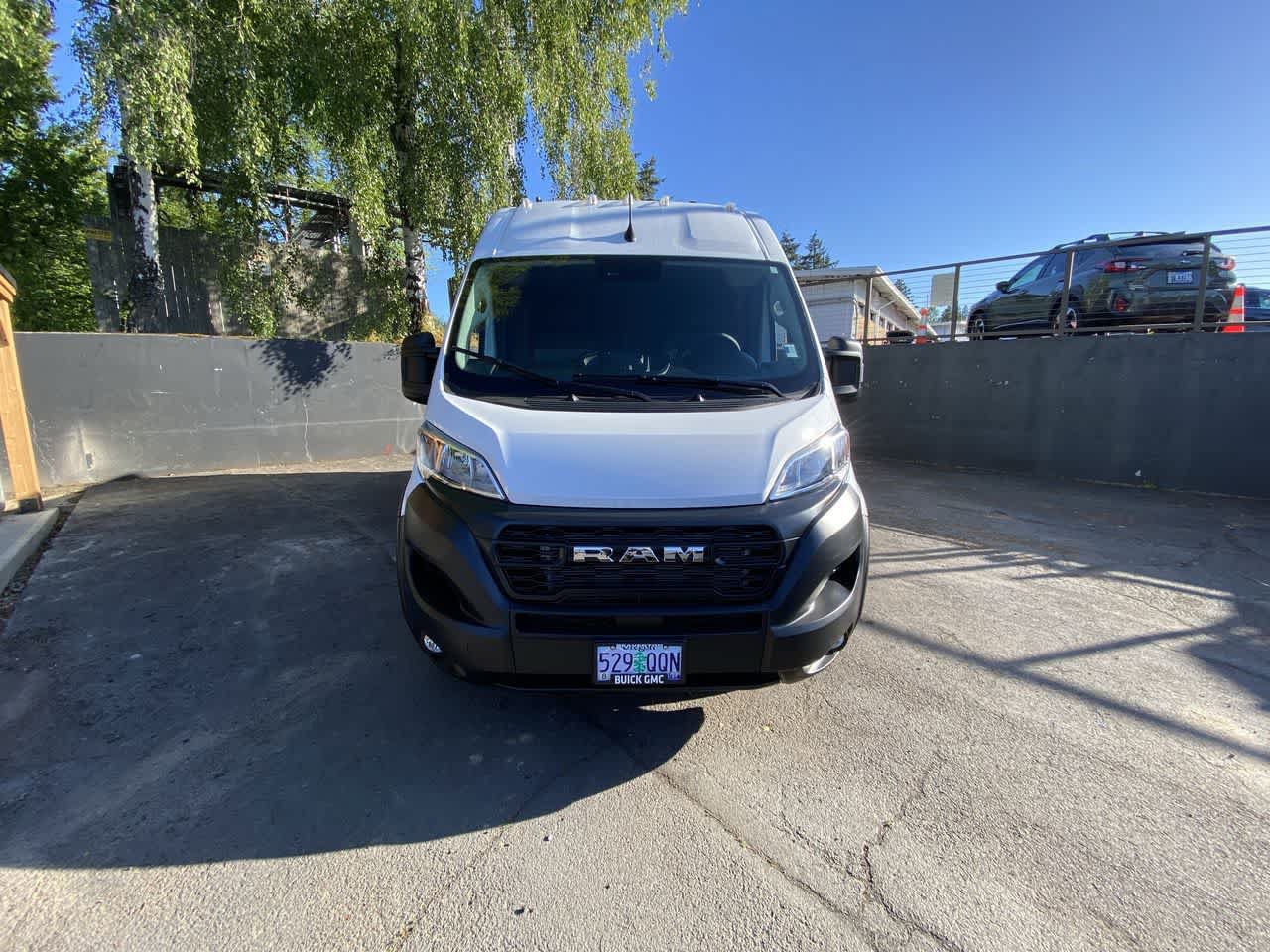 Used 2026 RAM ProMaster 2500 w/ Convenience Group FWD image 9