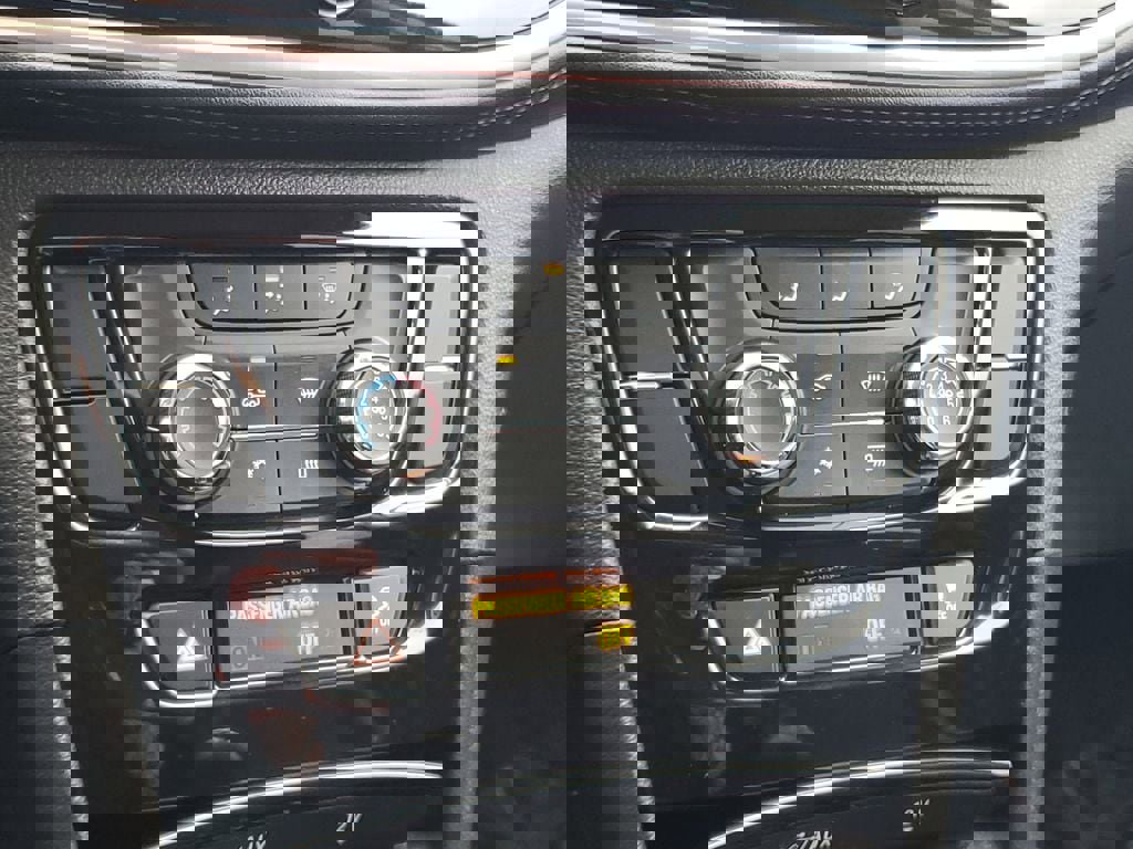 Used 2019 Buick Encore Preferred image 18