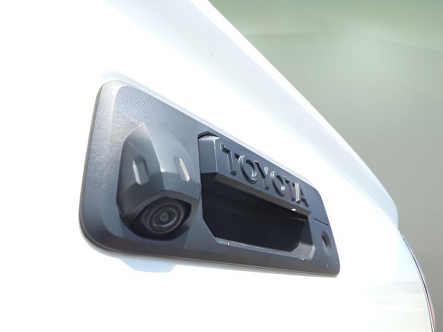 Used 2023 Toyota Tacoma TRD Sport w/ Technology Package AWD/4WD image 31