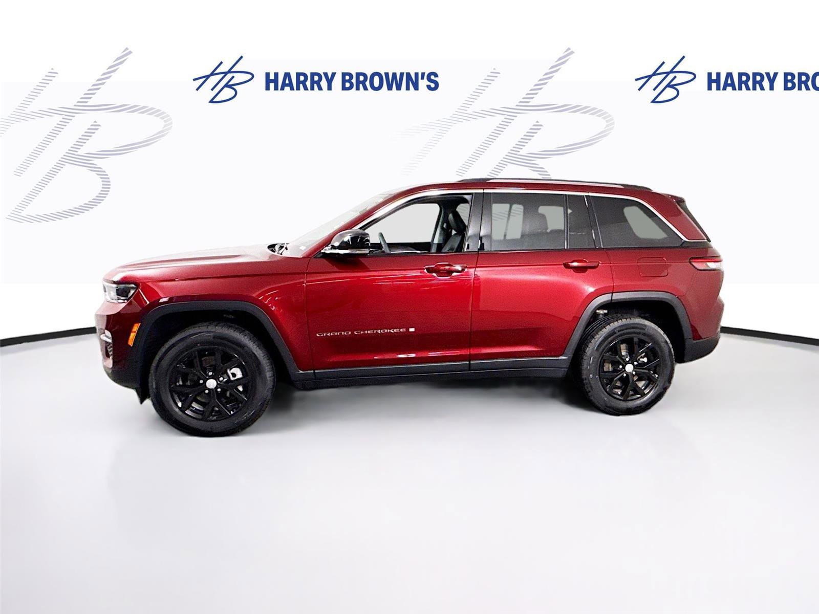 Used 2023 Jeep Grand Cherokee Limited image 28