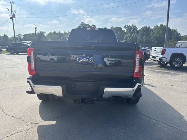 Used 2024 Ford F350 Lariat w/ Chrome Package image 6