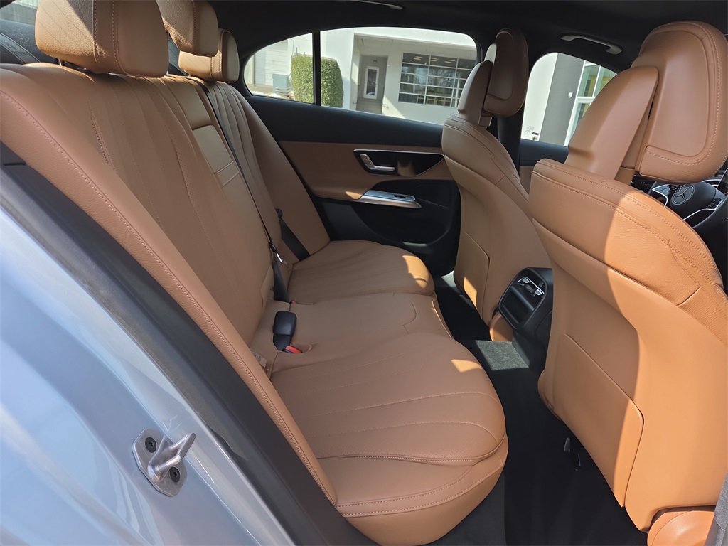 Certified 2026 Mercedes-Benz E 350 4MATIC Sedan image 18