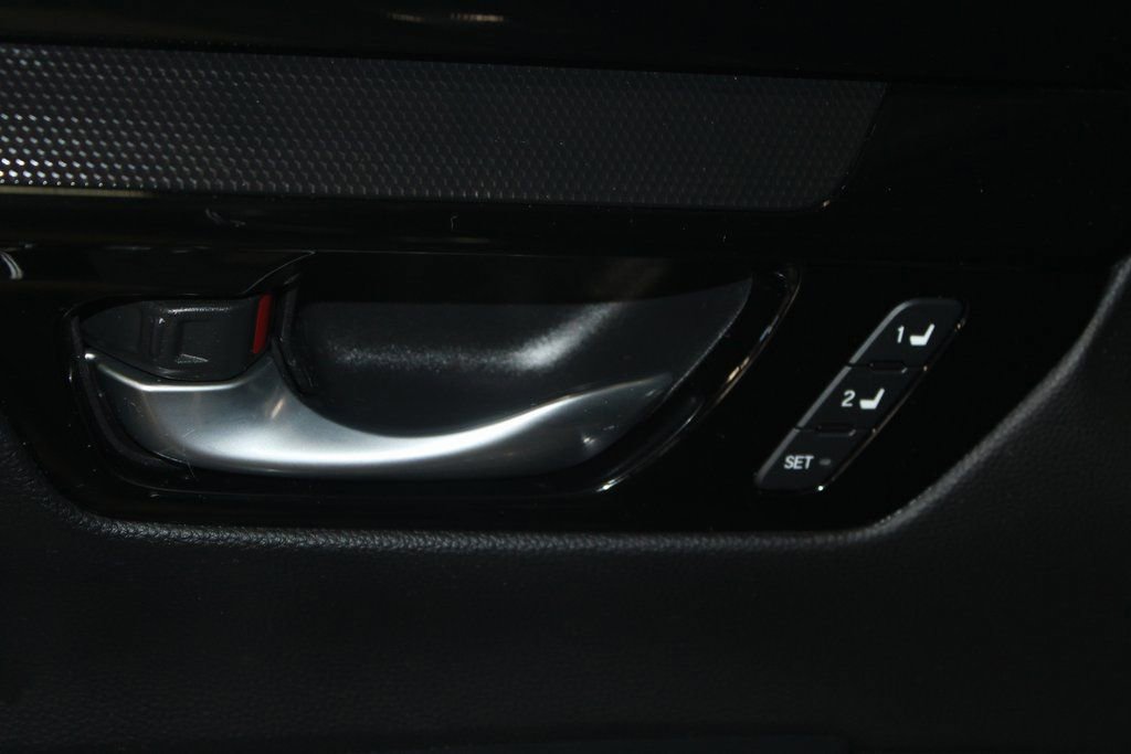 Used 2023 Honda CR-V Sport Touring image 8