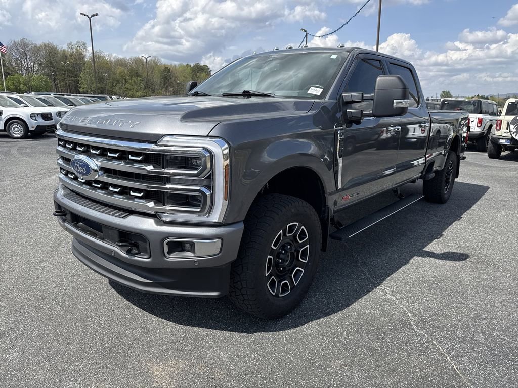 Used 2024 Ford F250 Platinum image 3