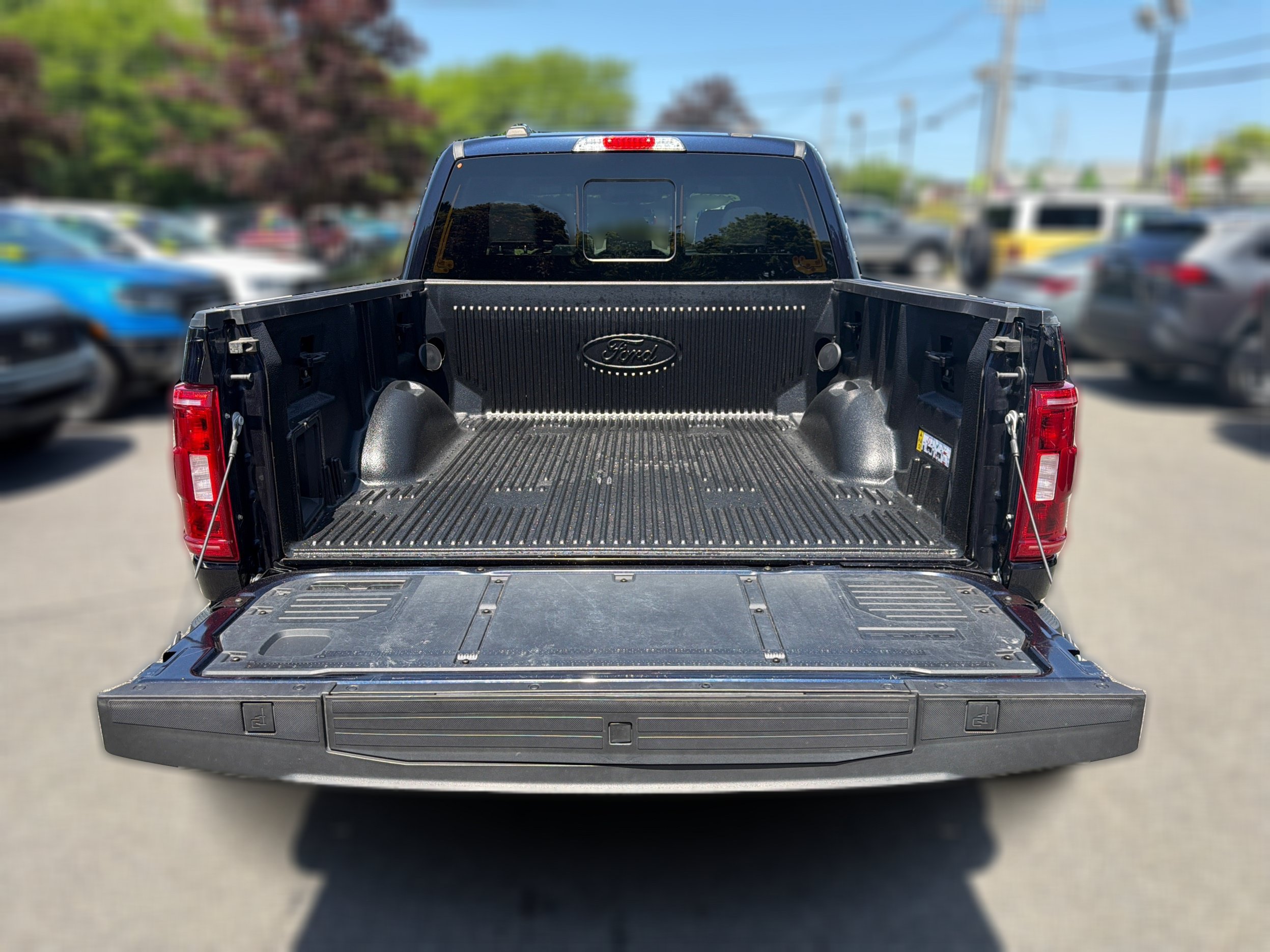 Used 2022 Ford F150 XLT w/ Equipment Group 302A High AWD/4WD image 13