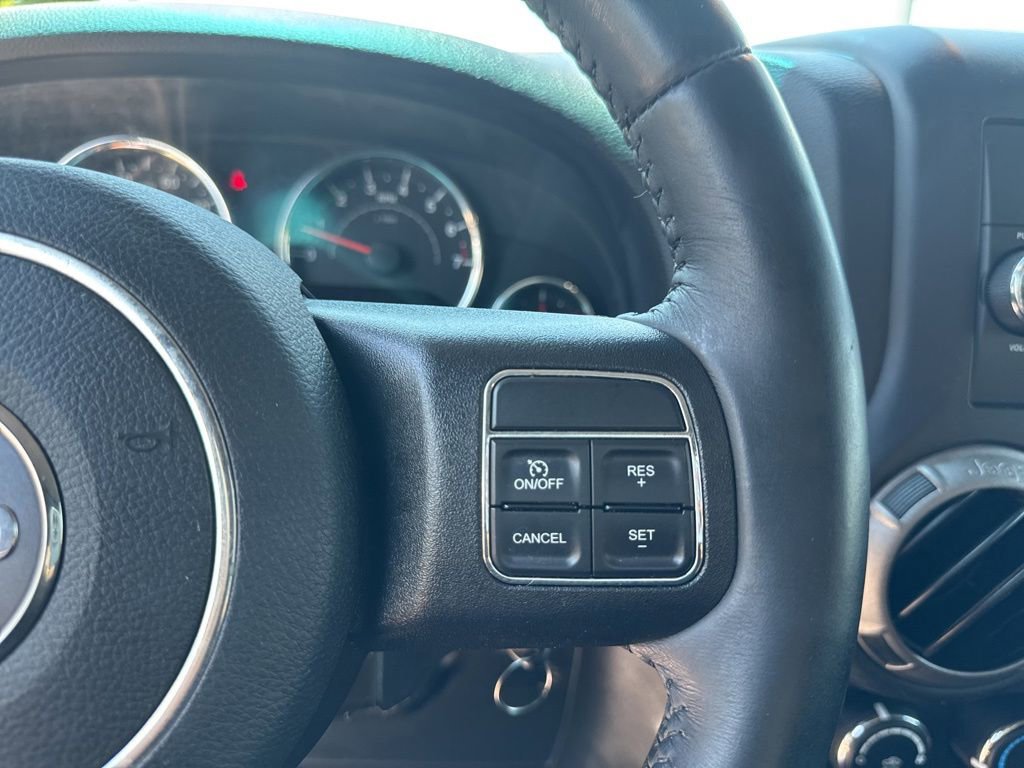Used 2017 Jeep Wrangler Sport AWD/4WD image 14
