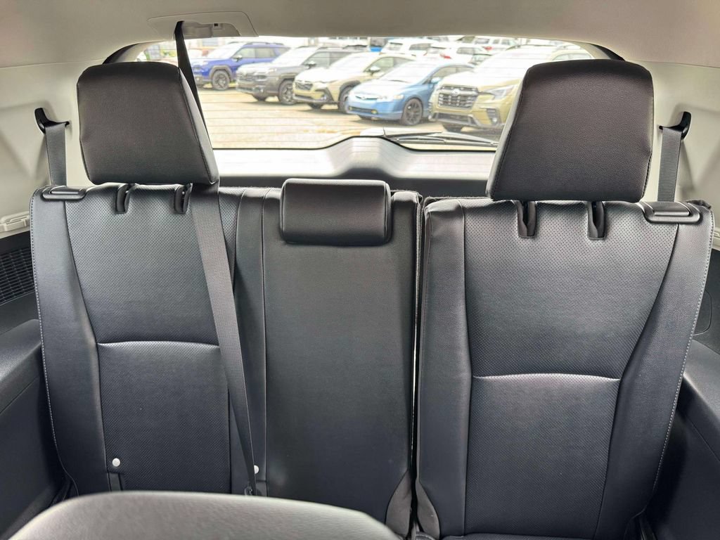Used 2026 Toyota Grand Highlander AWD image 16