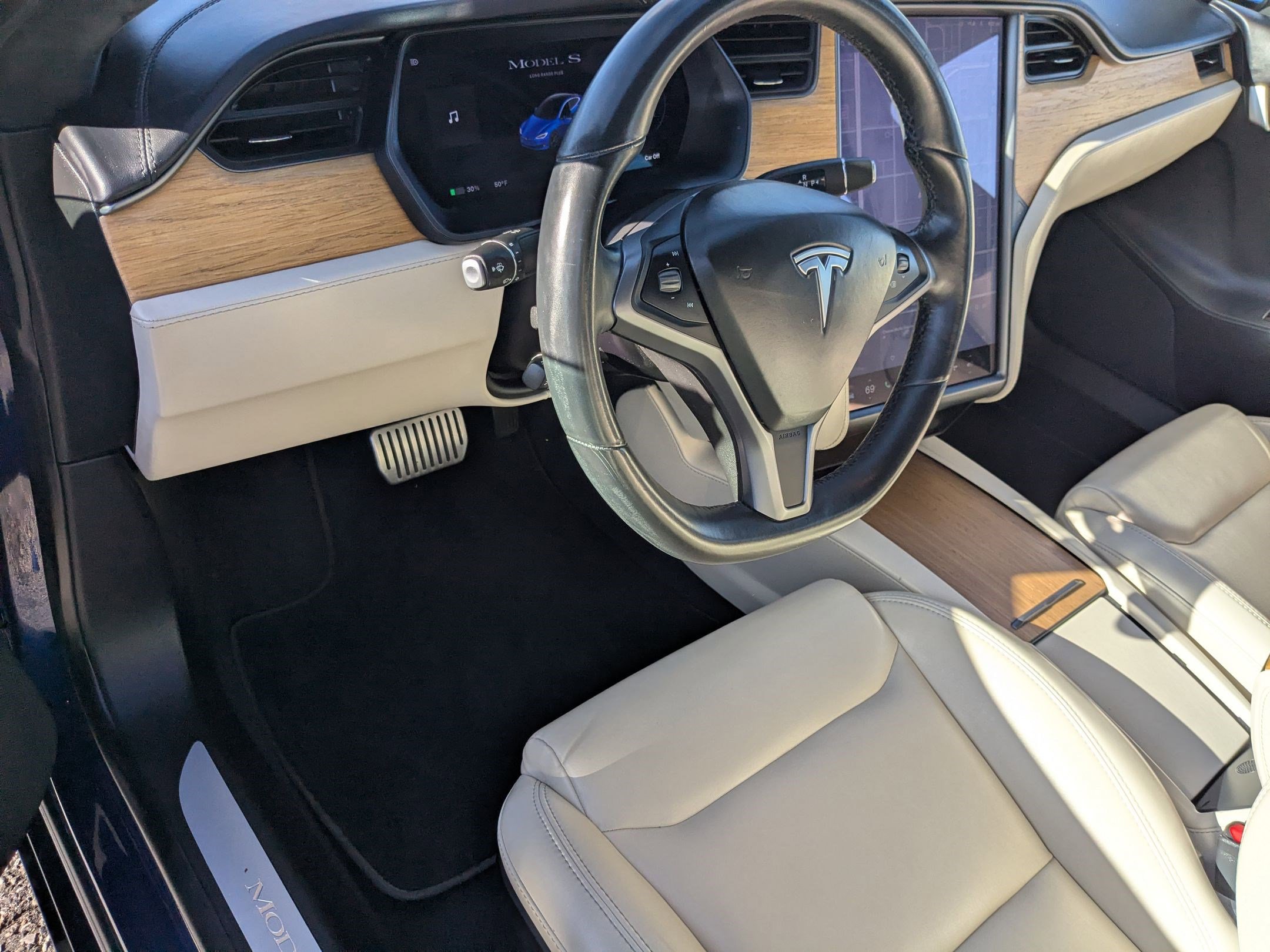 Used 2020 Tesla Model S Long Range Plus image 14