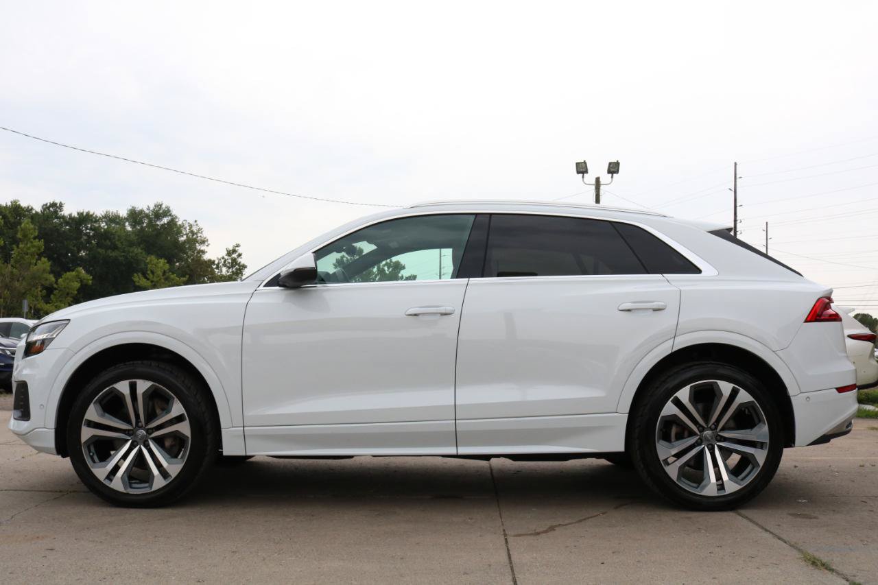 Used 2019 Audi Q8 Premium Plus w/ Premium Plus AWD/4WD image 19