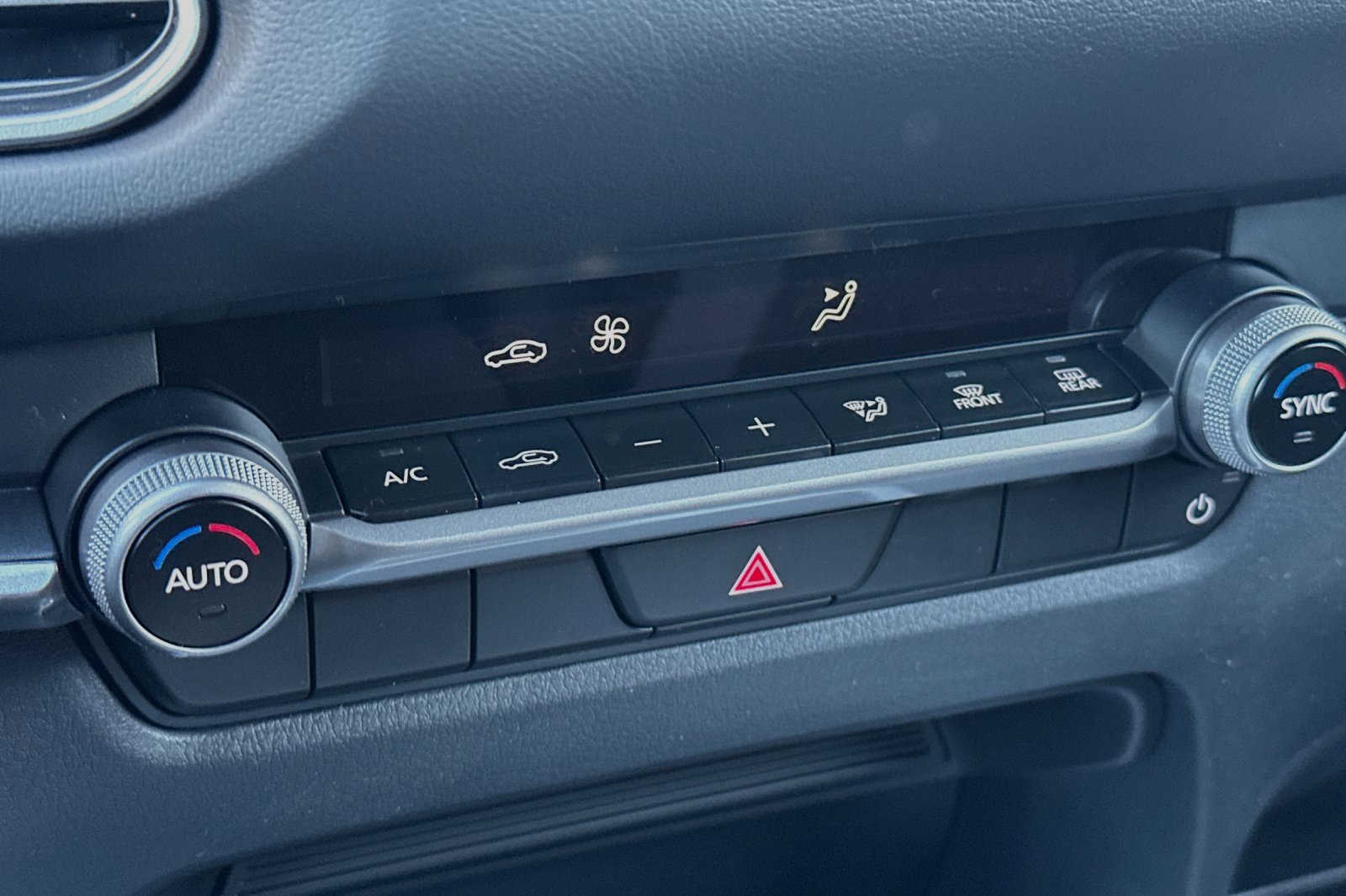 Used 2025 MAZDA CX-30 AWD 2.5 S w/ Select Sport Pkg image 24