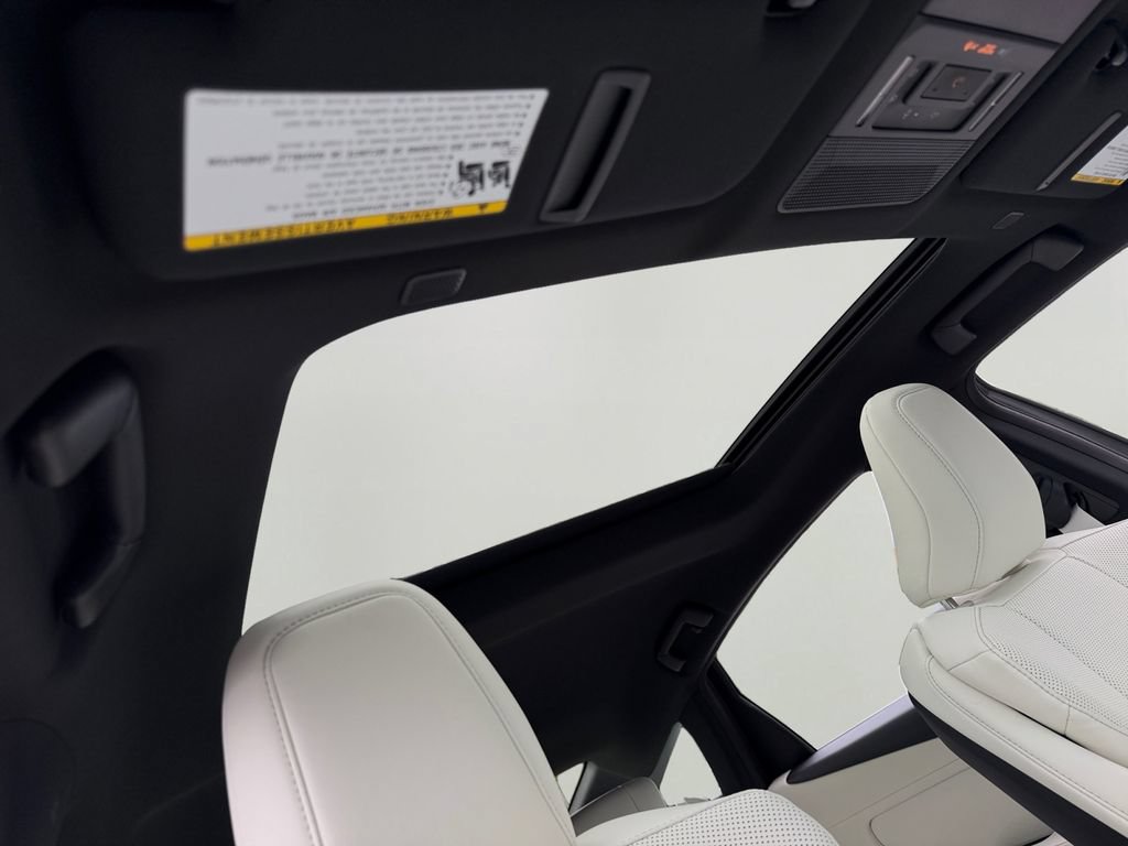 New 2026 Lexus ES 350h AWD w/ Cold Area Package image 4
