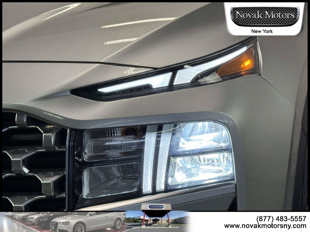 Used 2023 Hyundai Santa Fe SEL w/ Premium Package AWD/4WD image 10