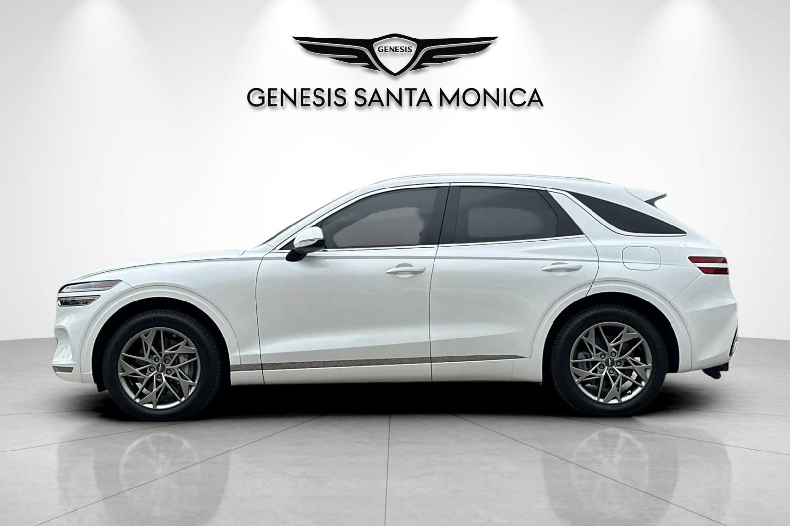 Used 2023 Genesis GV70 2.5T w/ Select Package AWD/4WD image 9