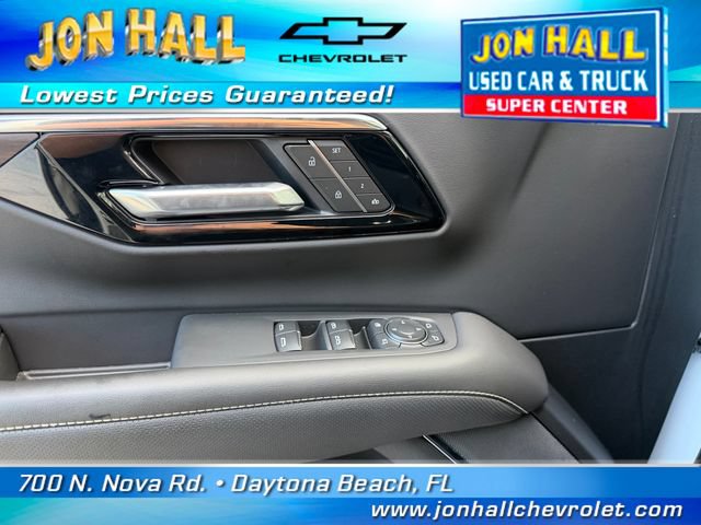 Used 2026 Chevrolet Suburban Premier w/ Sun And Tow Package AWD/4WD image 23