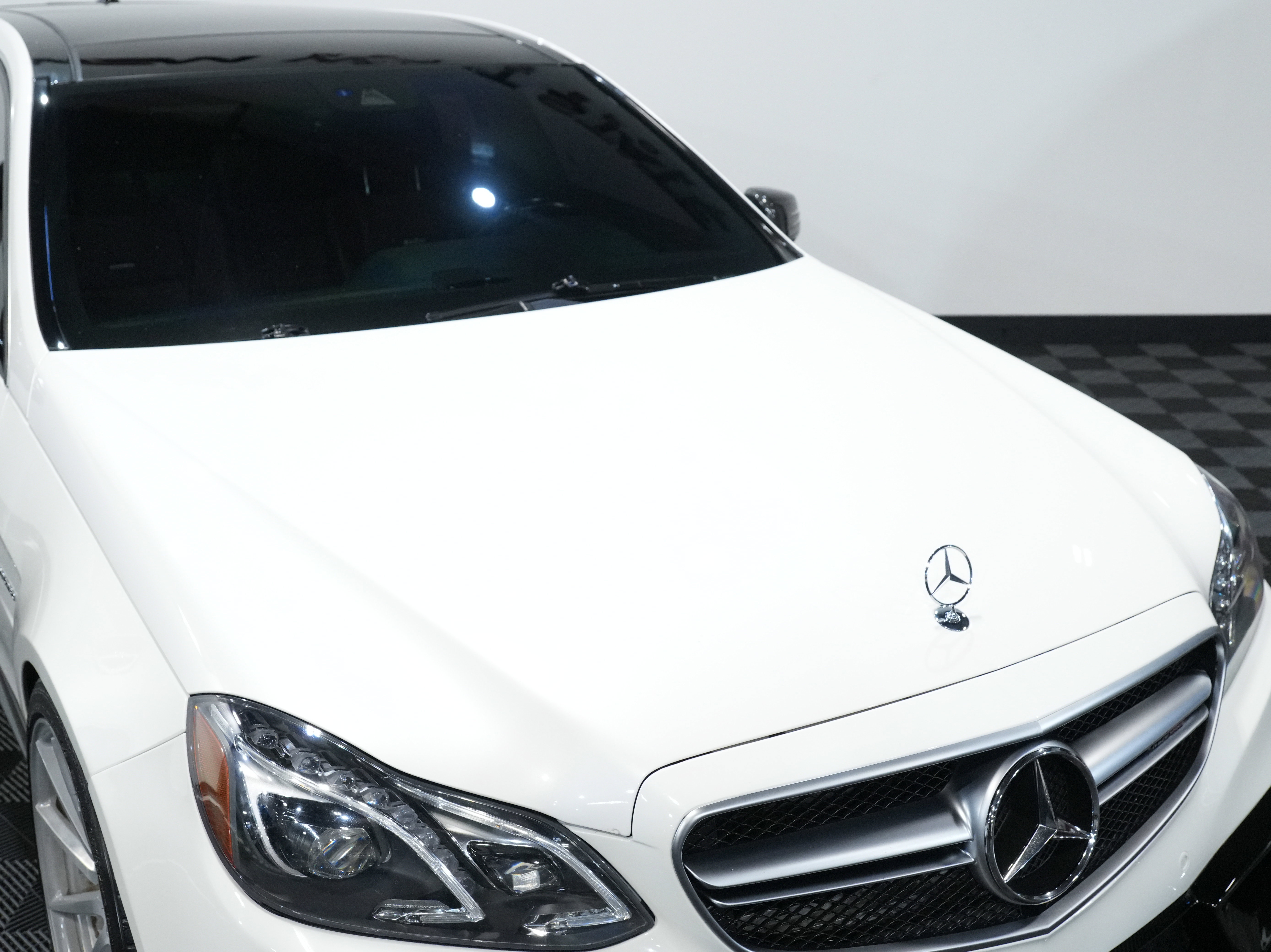 Used 2014 Mercedes-Benz E 63 AMG S-Model image 12