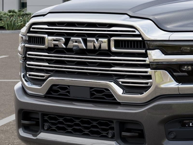 New 2026 RAM 2500 Laramie AWD/4WD image 11