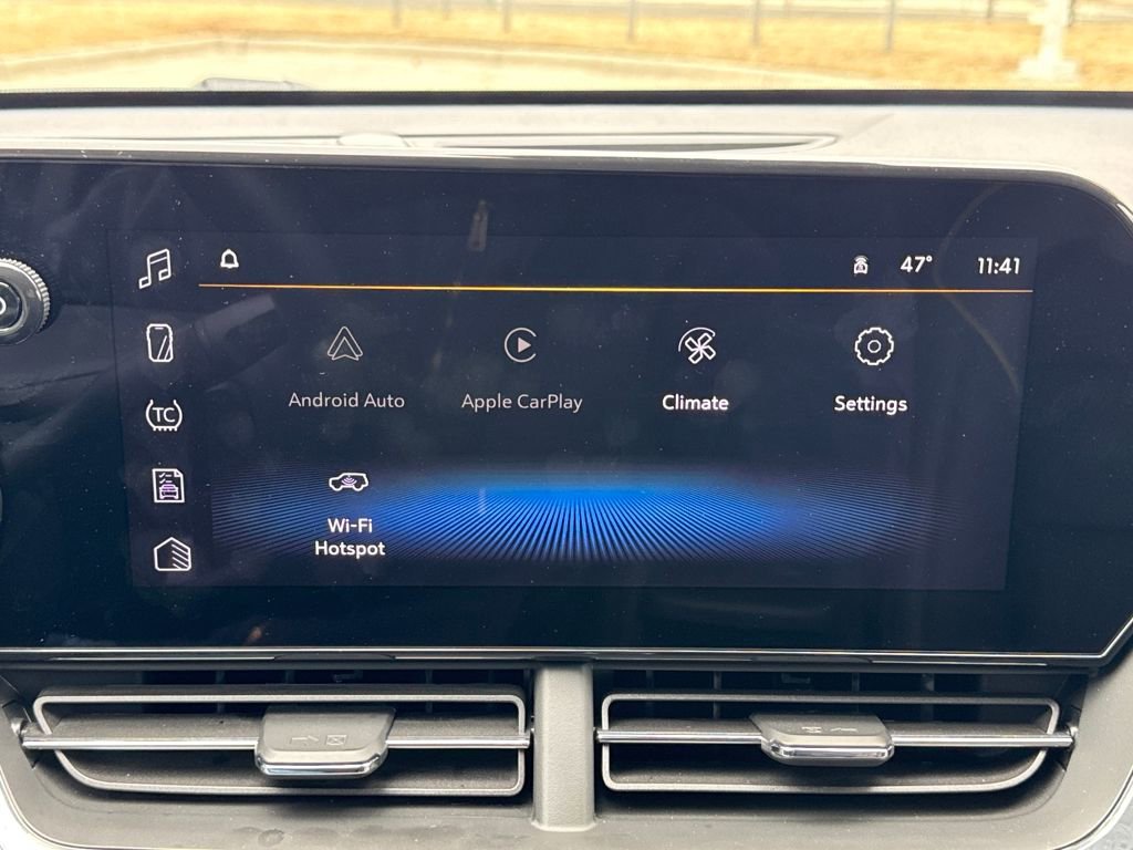 Used 2025 Chevrolet Trax ACTIV w/ Sunroof Package image 23